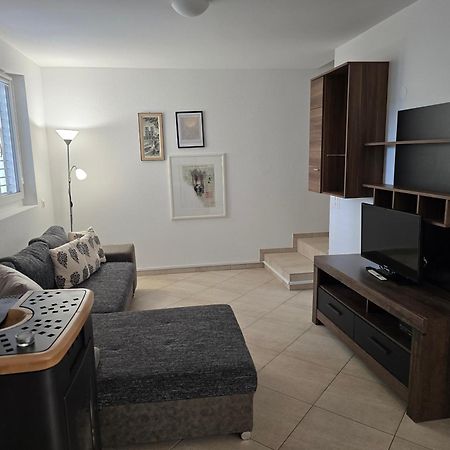 Depandance Garni Golf Appartement Ascona Buitenkant foto