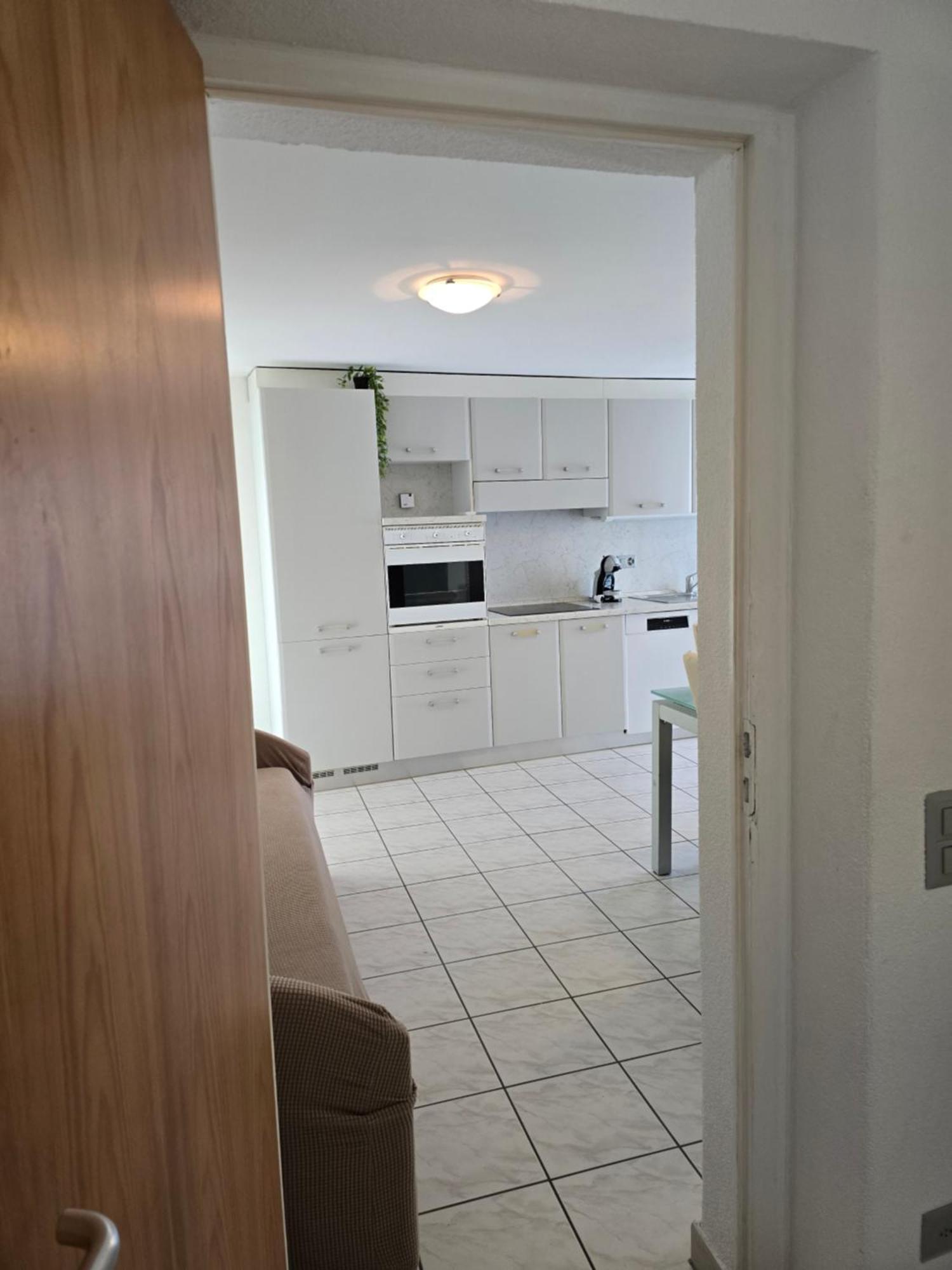 Depandance Garni Golf Appartement Ascona Buitenkant foto