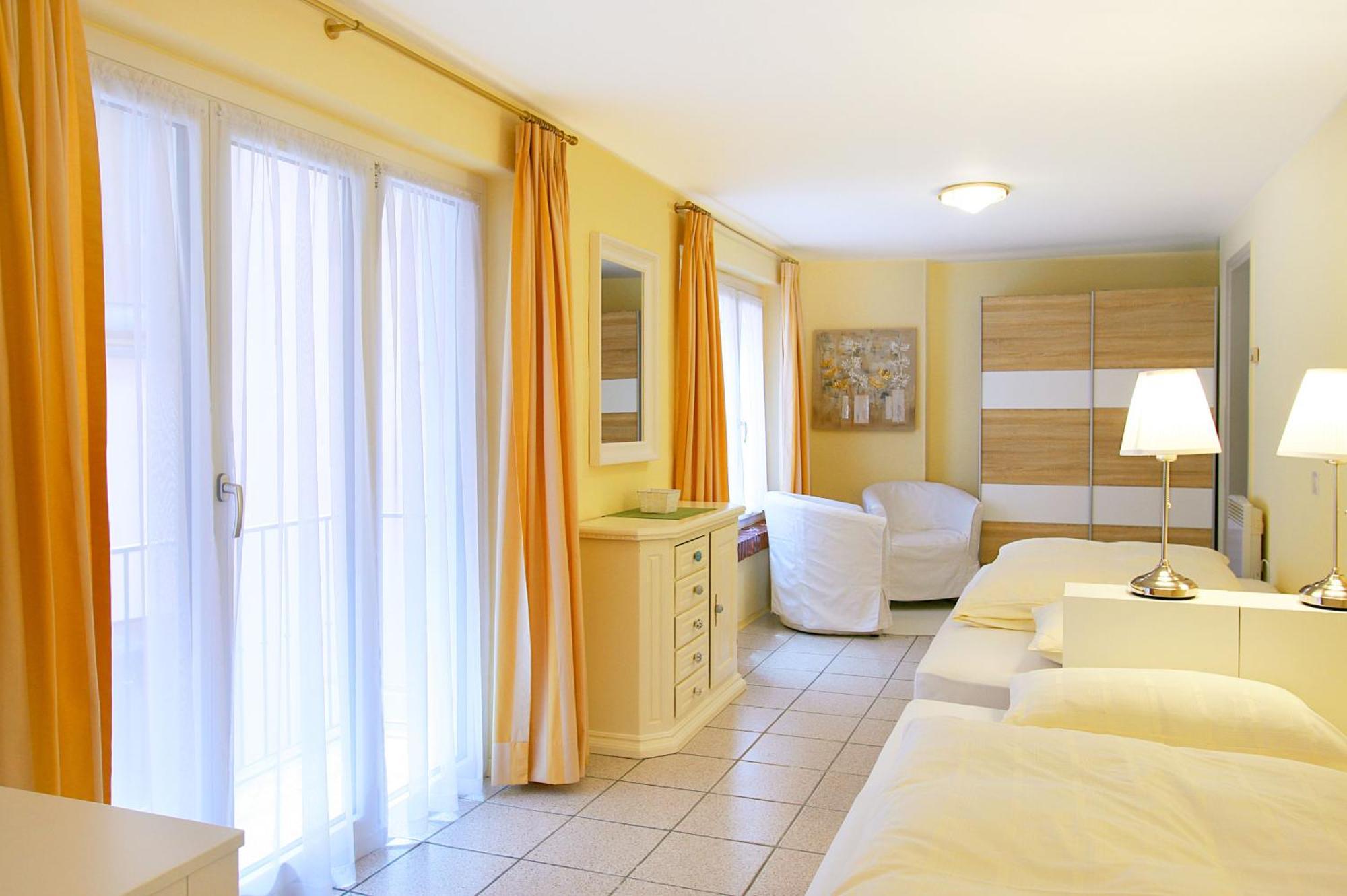 Depandance Garni Golf Appartement Ascona Buitenkant foto